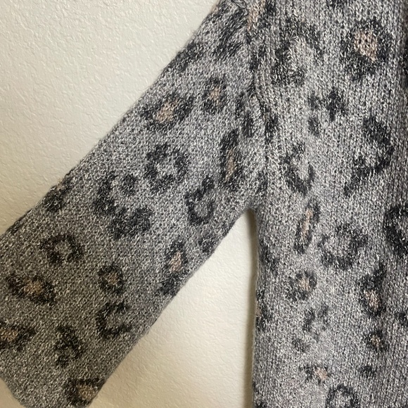 Kline Leopard Cheetah Hipster Hippie Artsy Boho Bohemian Winter Cardigan Sweater - Picture 6 of 9